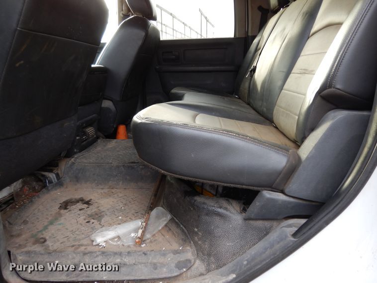 image for item DJ8064 2011 Dodge Ram 5500HD  flatbed truck