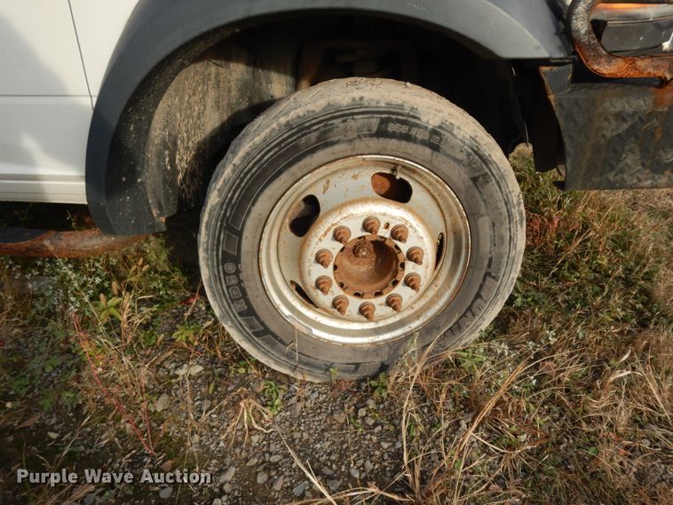 image for item DJ8064 2011 Dodge Ram 5500HD  flatbed truck