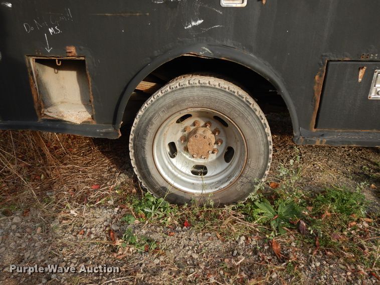 image for item DJ8064 2011 Dodge Ram 5500HD  flatbed truck