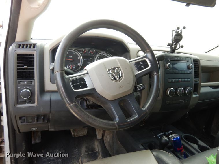 image for item DJ8082 2011 Dodge Ram 5500HD  Crew Cab flatbed truck