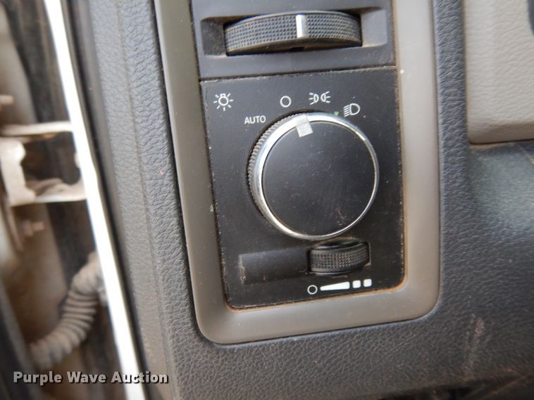 image for item DJ8082 2011 Dodge Ram 5500HD  Crew Cab flatbed truck