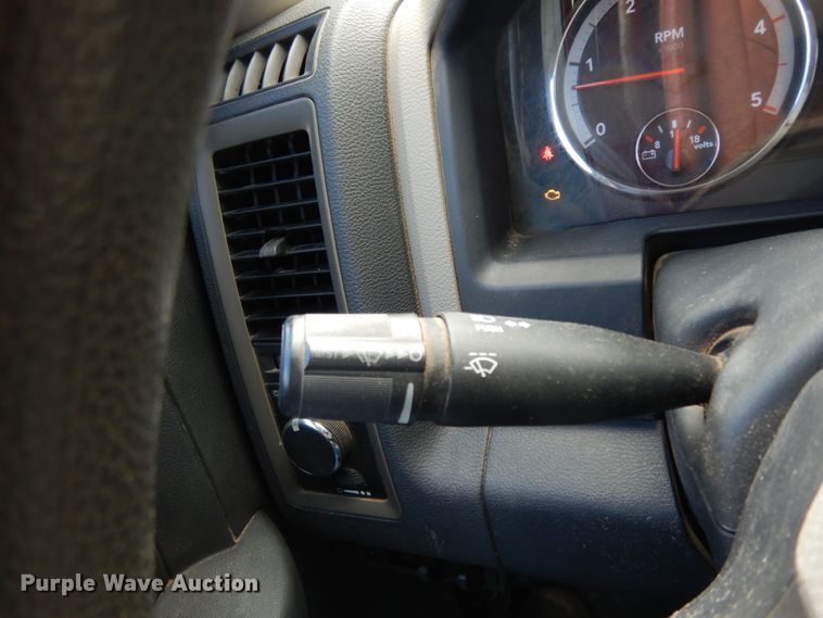 image for item DJ8082 2011 Dodge Ram 5500HD  Crew Cab flatbed truck