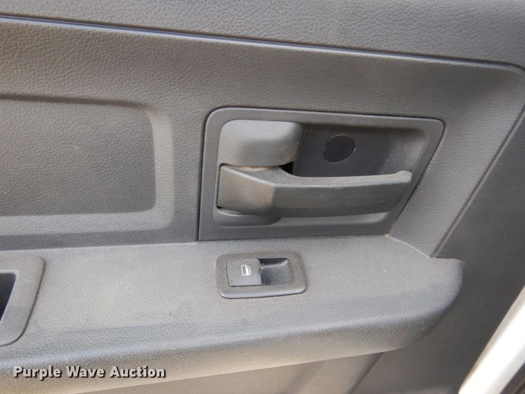 image for item DJ8082 2011 Dodge Ram 5500HD  Crew Cab flatbed truck