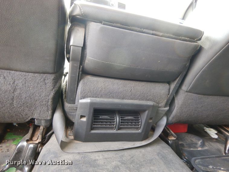 image for item DJ8082 2011 Dodge Ram 5500HD  Crew Cab flatbed truck