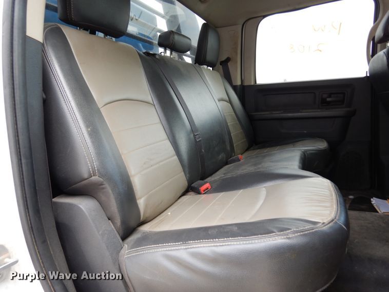 image for item DJ8082 2011 Dodge Ram 5500HD  Crew Cab flatbed truck