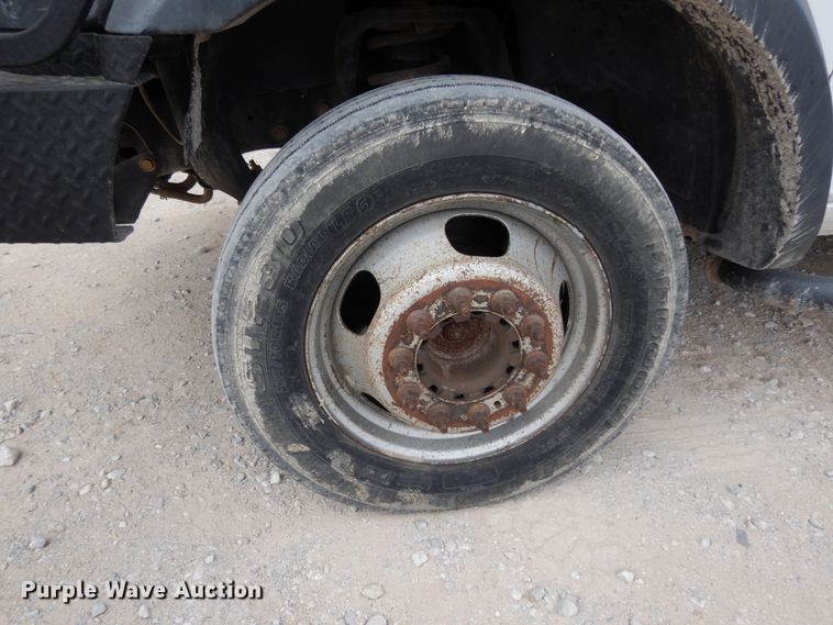 image for item DJ8082 2011 Dodge Ram 5500HD  Crew Cab flatbed truck