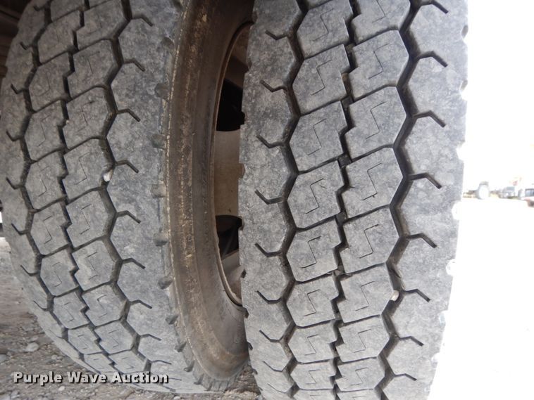 image for item DJ8082 2011 Dodge Ram 5500HD  Crew Cab flatbed truck