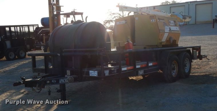 image for item DJ8085 2007 Apache utility trailer