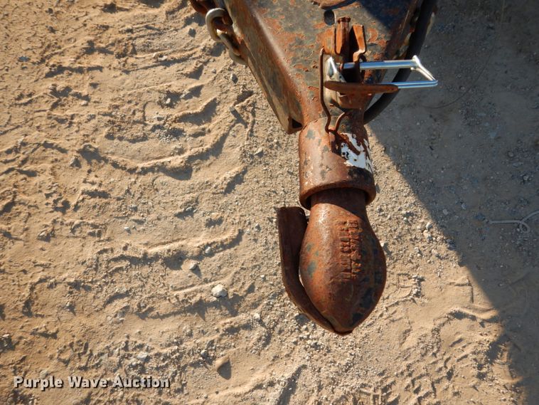 image for item DJ8085 2007 Apache utility trailer