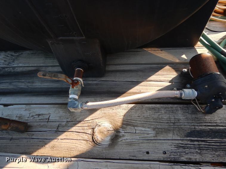 image for item DJ8085 2007 Apache utility trailer