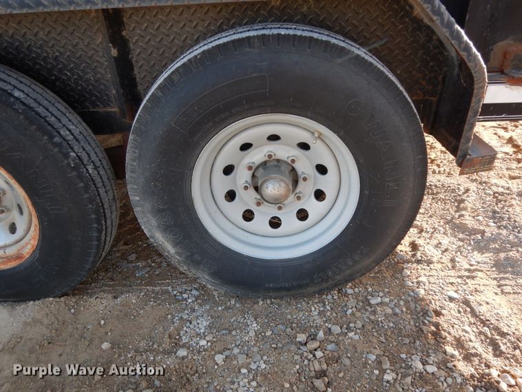 image for item DJ8085 2007 Apache utility trailer