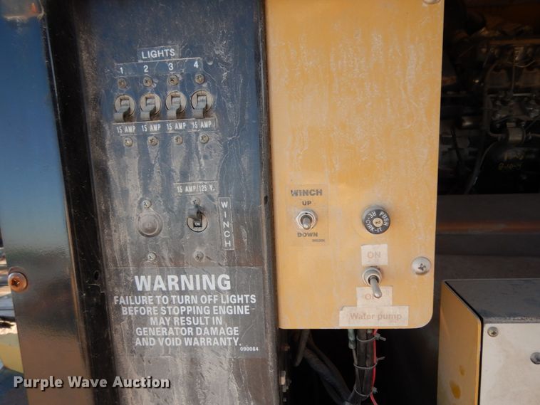 image for item DJ8085 2007 Apache utility trailer