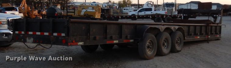 image for item DJ8089 2007 Apache equipment trailer