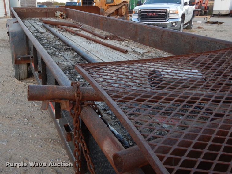 image for item DJ8089 2007 Apache equipment trailer