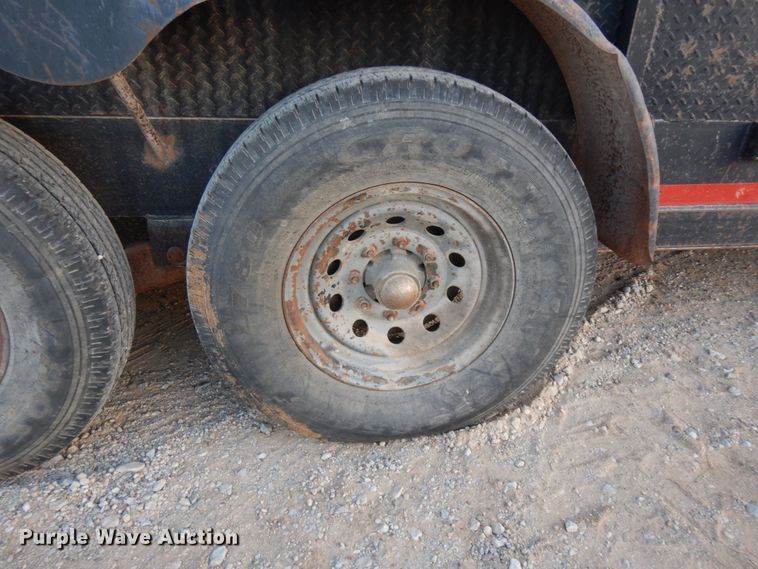 image for item DJ8089 2007 Apache equipment trailer