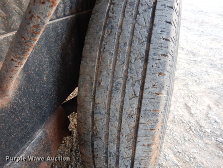 image for item DJ8089 2007 Apache equipment trailer