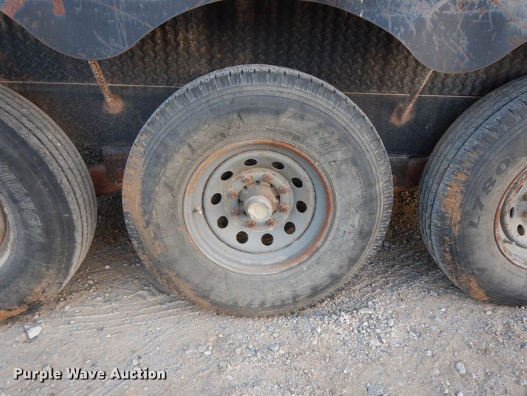 image for item DJ8089 2007 Apache equipment trailer