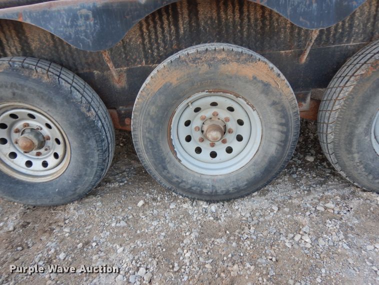 image for item DJ8089 2007 Apache equipment trailer