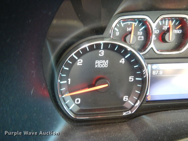 image for item DJ8096 2014 Chevrolet Silverado 1500  Crew Cab pickup truck