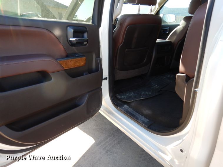 image for item DJ8096 2014 Chevrolet Silverado 1500  Crew Cab pickup truck