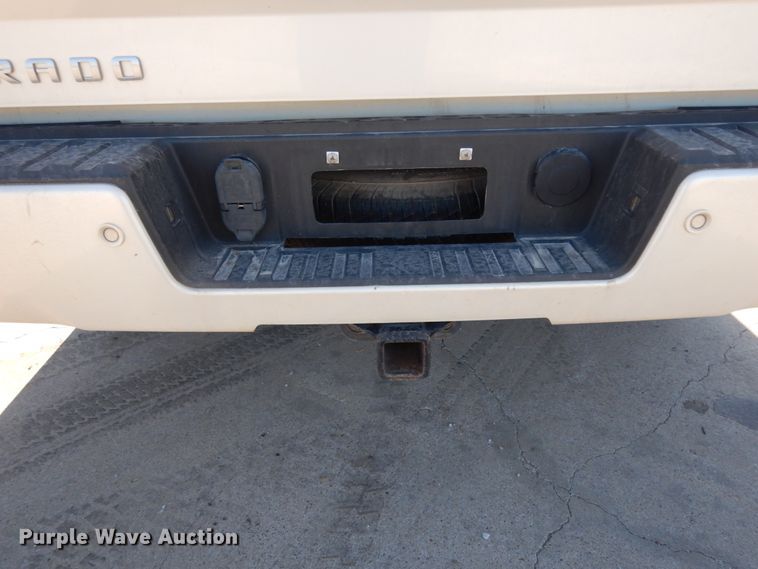 image for item DJ8096 2014 Chevrolet Silverado 1500  Crew Cab pickup truck