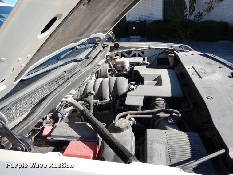 image for item DJ8096 2014 Chevrolet Silverado 1500  Crew Cab pickup truck