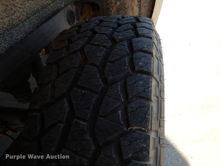 image for item DJ8096 2014 Chevrolet Silverado 1500  Crew Cab pickup truck