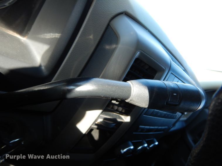 image for item DJ8098 2011 Dodge Ram 5500HD  Crew Cab flatbed truck