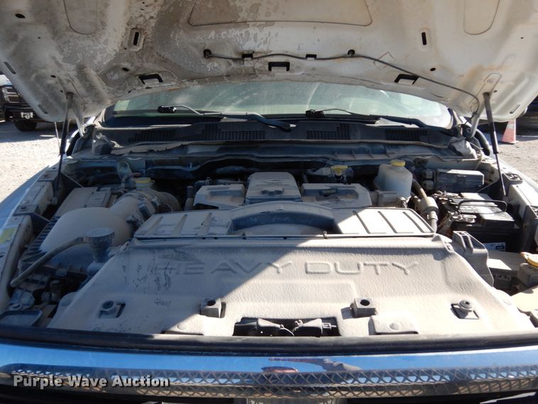 image for item DJ8098 2011 Dodge Ram 5500HD  Crew Cab flatbed truck