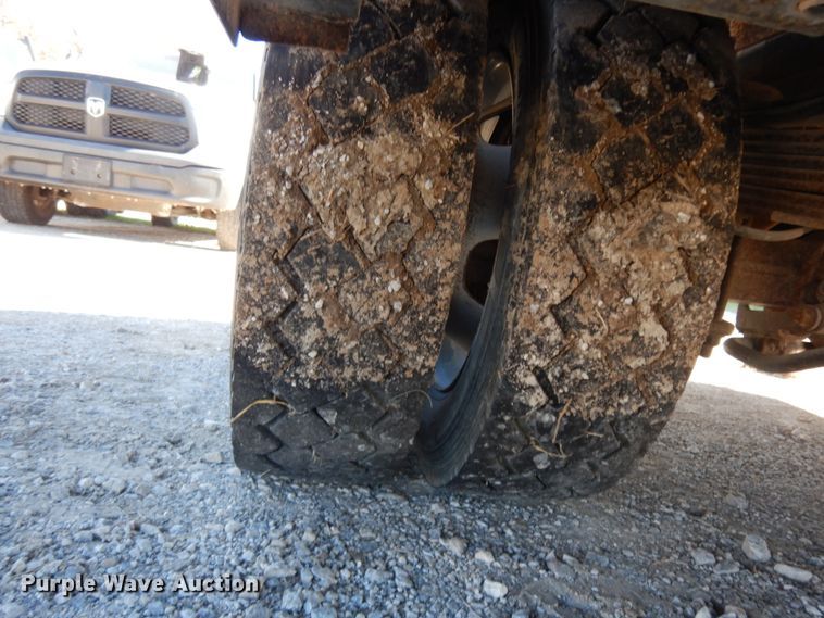 image for item DJ8098 2011 Dodge Ram 5500HD  Crew Cab flatbed truck