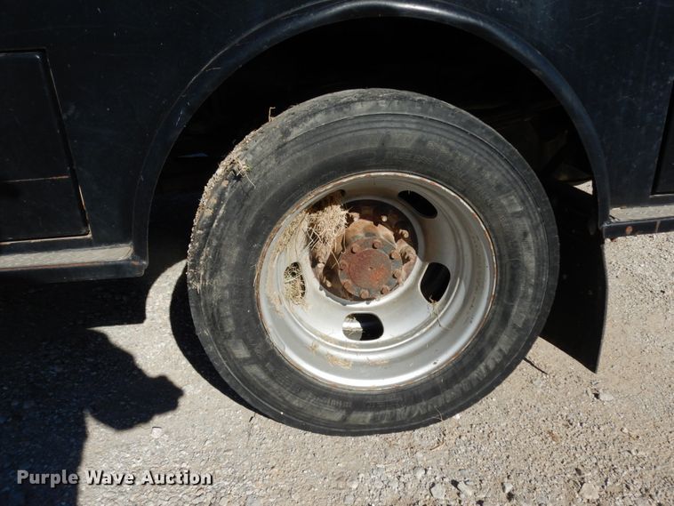 image for item DJ8098 2011 Dodge Ram 5500HD  Crew Cab flatbed truck