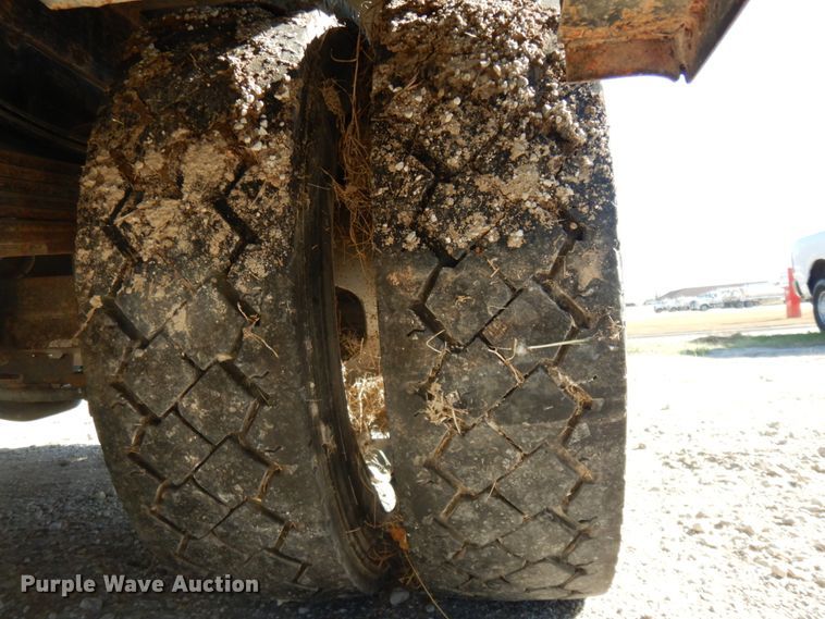 image for item DJ8098 2011 Dodge Ram 5500HD  Crew Cab flatbed truck