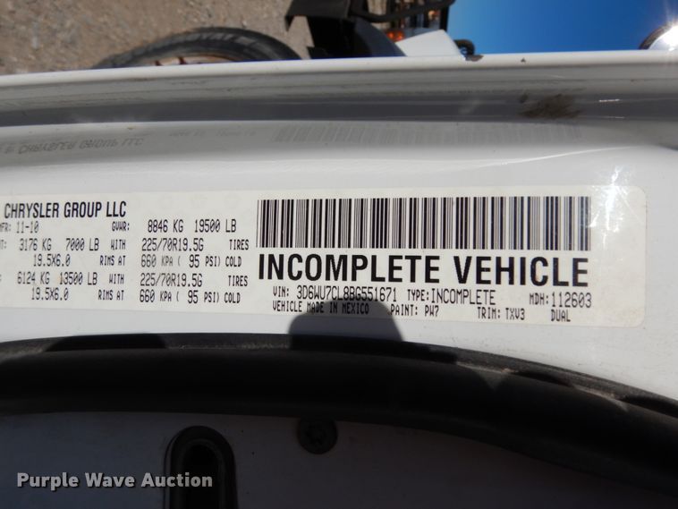 image for item DJ8098 2011 Dodge Ram 5500HD  Crew Cab flatbed truck