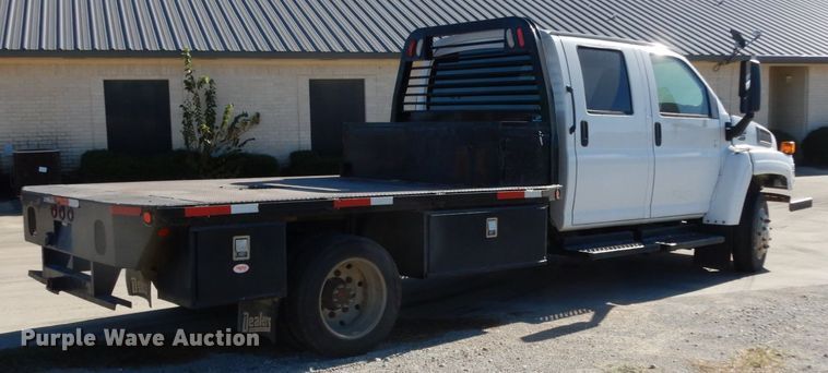 image for item DJ8109 2008 GMC C4500  Crew Cab flatbed truck