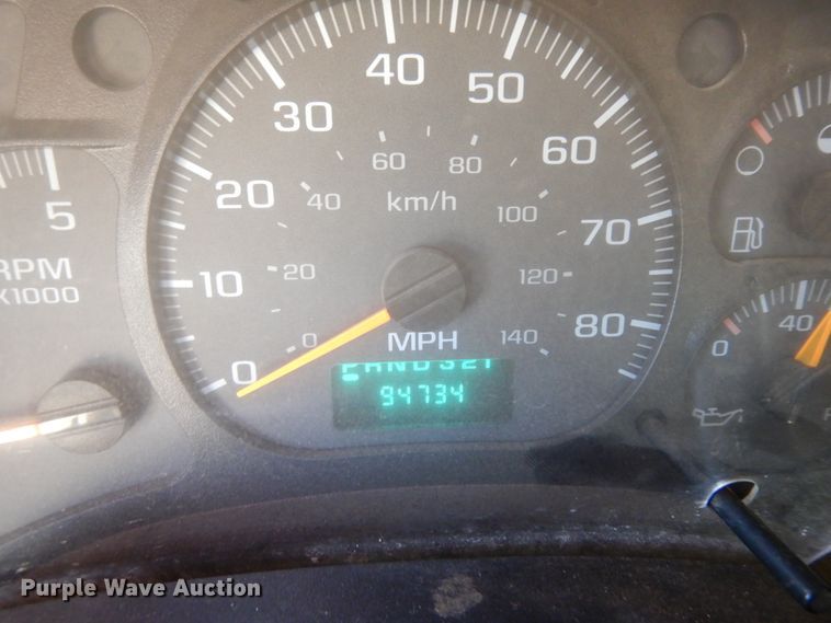 image for item DJ8109 2008 GMC C4500  Crew Cab flatbed truck