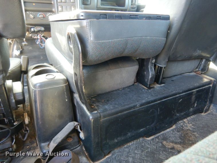 image for item DJ8109 2008 GMC C4500  Crew Cab flatbed truck