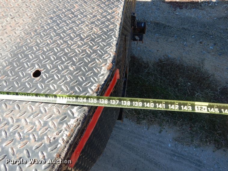 image for item DJ8109 2008 GMC C4500  Crew Cab flatbed truck