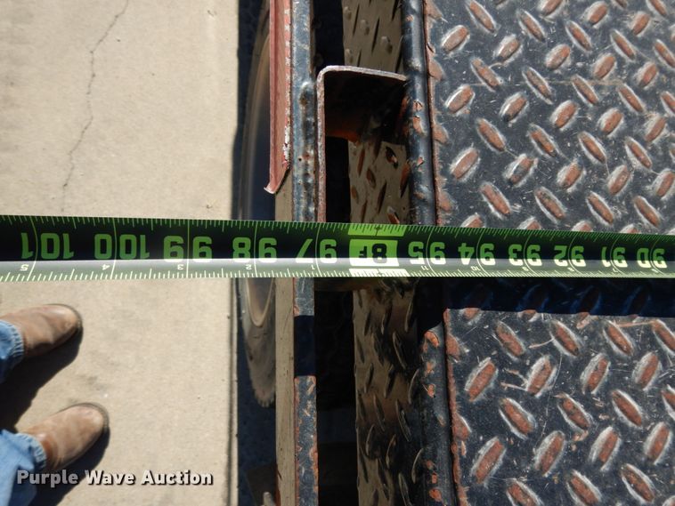 image for item DJ8109 2008 GMC C4500  Crew Cab flatbed truck