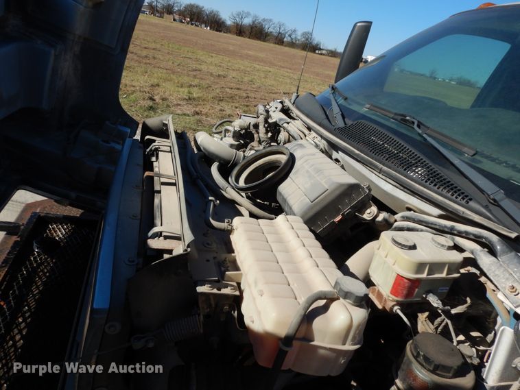 image for item DJ8109 2008 GMC C4500  Crew Cab flatbed truck