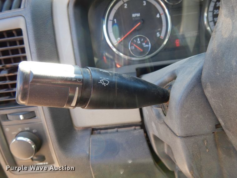 image for item DJ8117 2011 Dodge Ram 5500HD  flatbed truck