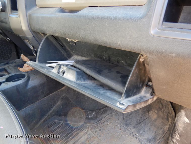 image for item DJ8117 2011 Dodge Ram 5500HD  flatbed truck