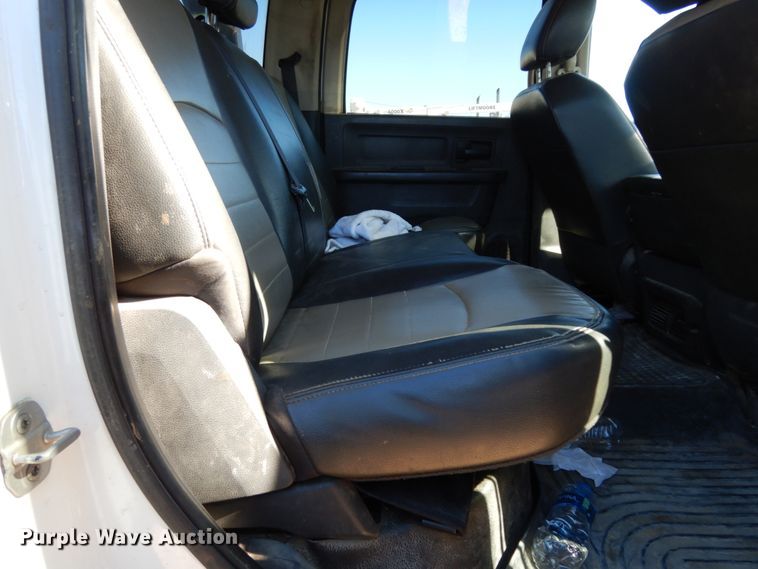 image for item DJ8117 2011 Dodge Ram 5500HD  flatbed truck