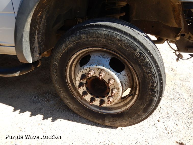 image for item DJ8117 2011 Dodge Ram 5500HD  flatbed truck