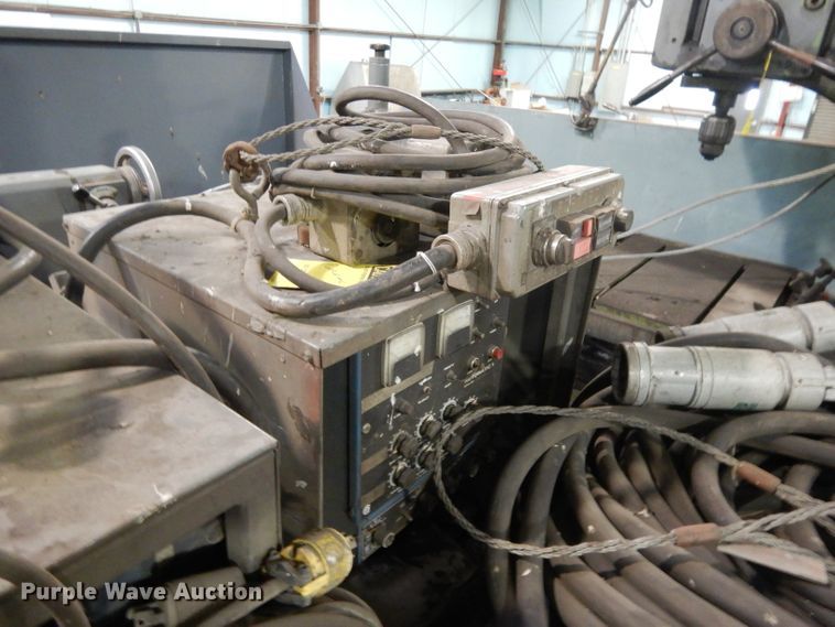 image for item DL2551 Miller Deltaweld 650 welder