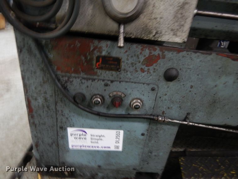 image for item DL2553 1991 Goodway GW1660 engine lathe