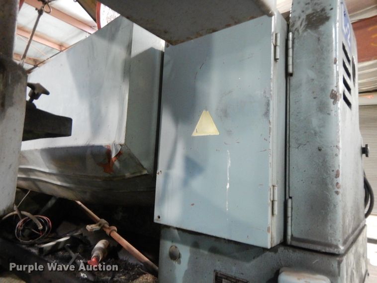 image for item DL2553 1991 Goodway GW1660 engine lathe