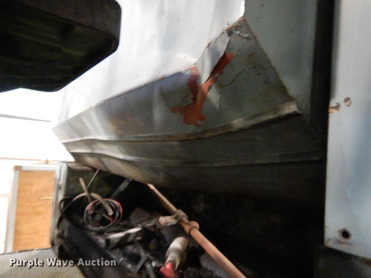 image for item DL2553 1991 Goodway GW1660 engine lathe