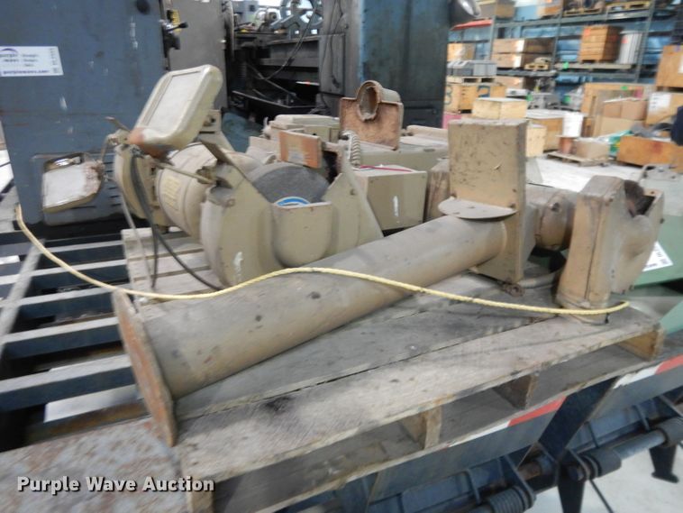 image for item DL2554 (2) Standard Electric bench grinders