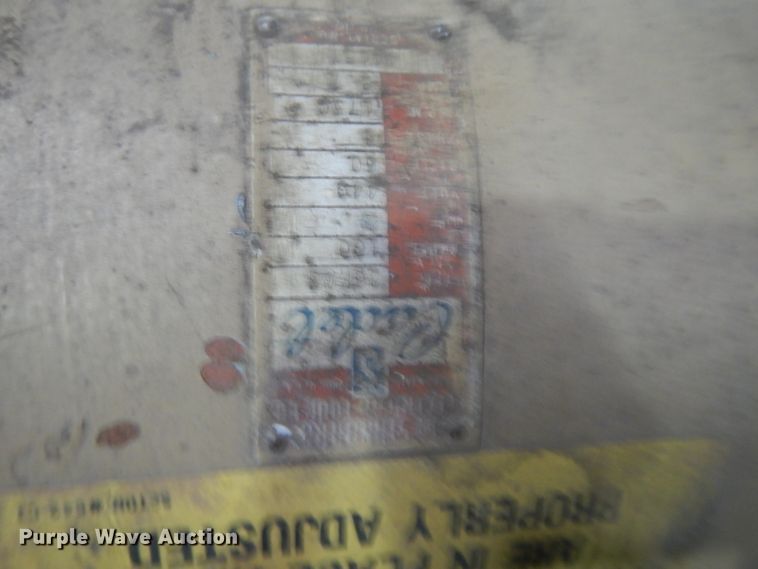 image for item DL2554 (2) Standard Electric bench grinders