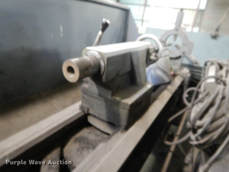 image for item DL2555 1980 Kingston HL3000 lathe